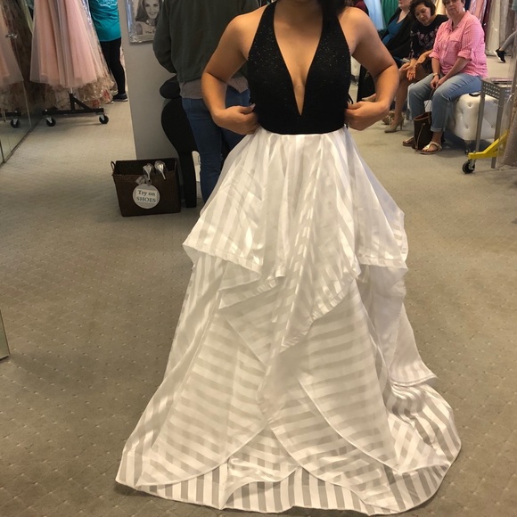 black top white bottom prom dress